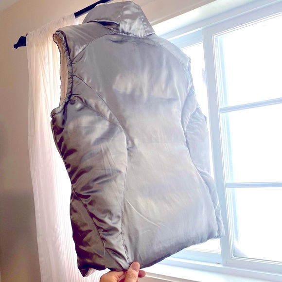 RARE Nike Sleeveless Vest Hard To Find - Picture 2 of 7